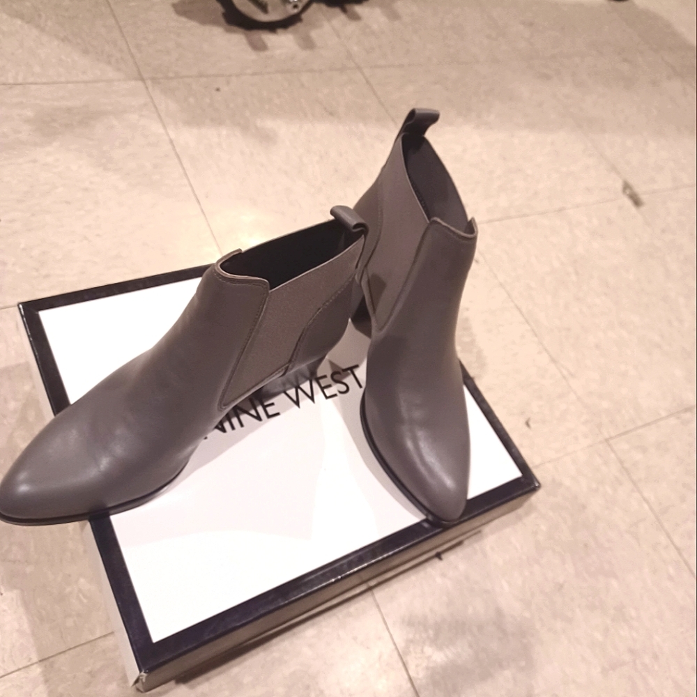 Nine West boots